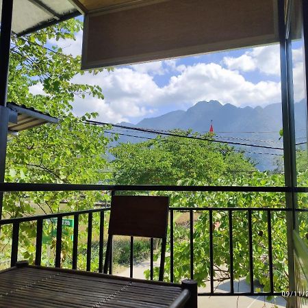 Tua'S Homestay Май Чау Екстериор снимка